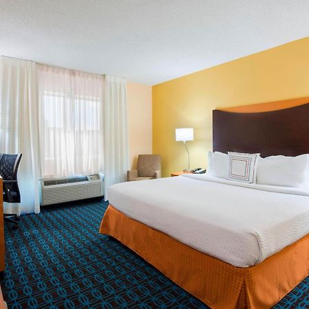 Fairfield Inn And Suites Мобіл Екстер'єр фото