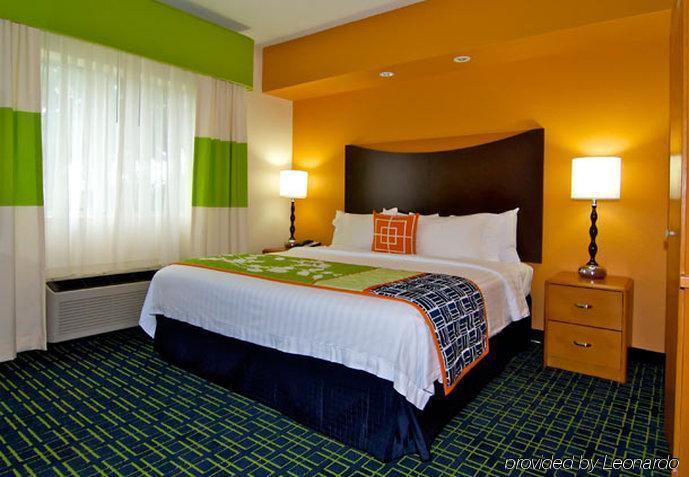 Fairfield Inn And Suites Мобіл Екстер'єр фото